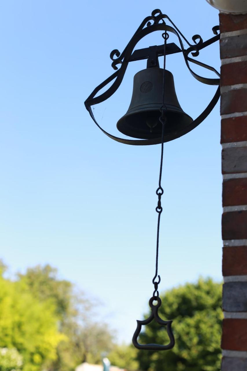 Bed and Breakfast Les Reves De Flamboin Gouaix Exterior foto